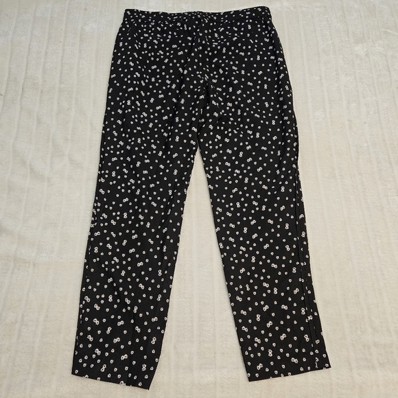 BOGO Free🦋 Lord & Taylor Floral Print Pull On Pants - Picture 15 of 16